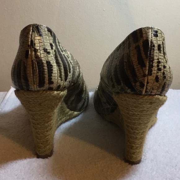 Lanvin Leather Espadrille Wedges in Snakeskin Print (40 / US 10) - Picture 6 of 8